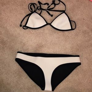 Black and white trangl bikini